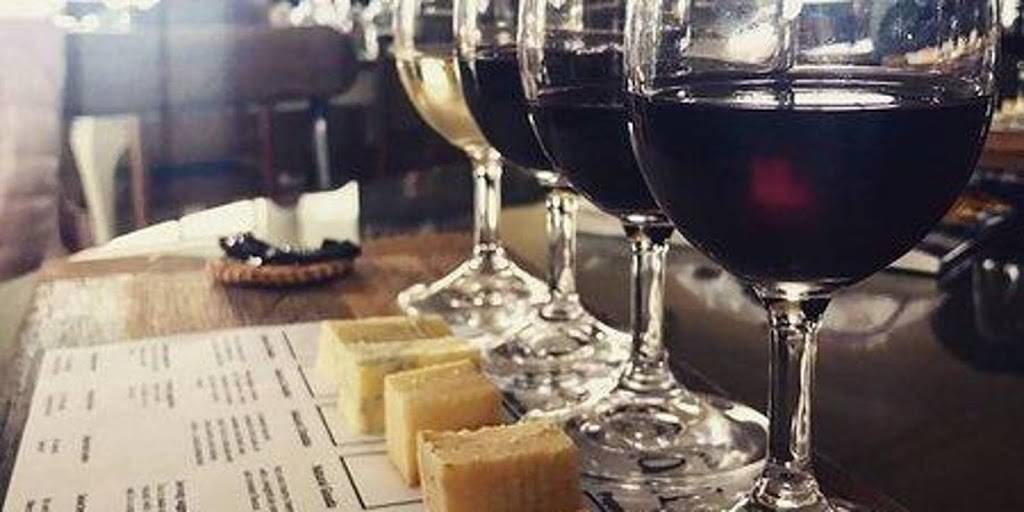 The Cork And Barrel | restaurant | 6625 Whitestown Pkwy, Zionsville, IN 46077, USA | 3173663316 OR +1 317-366-3316