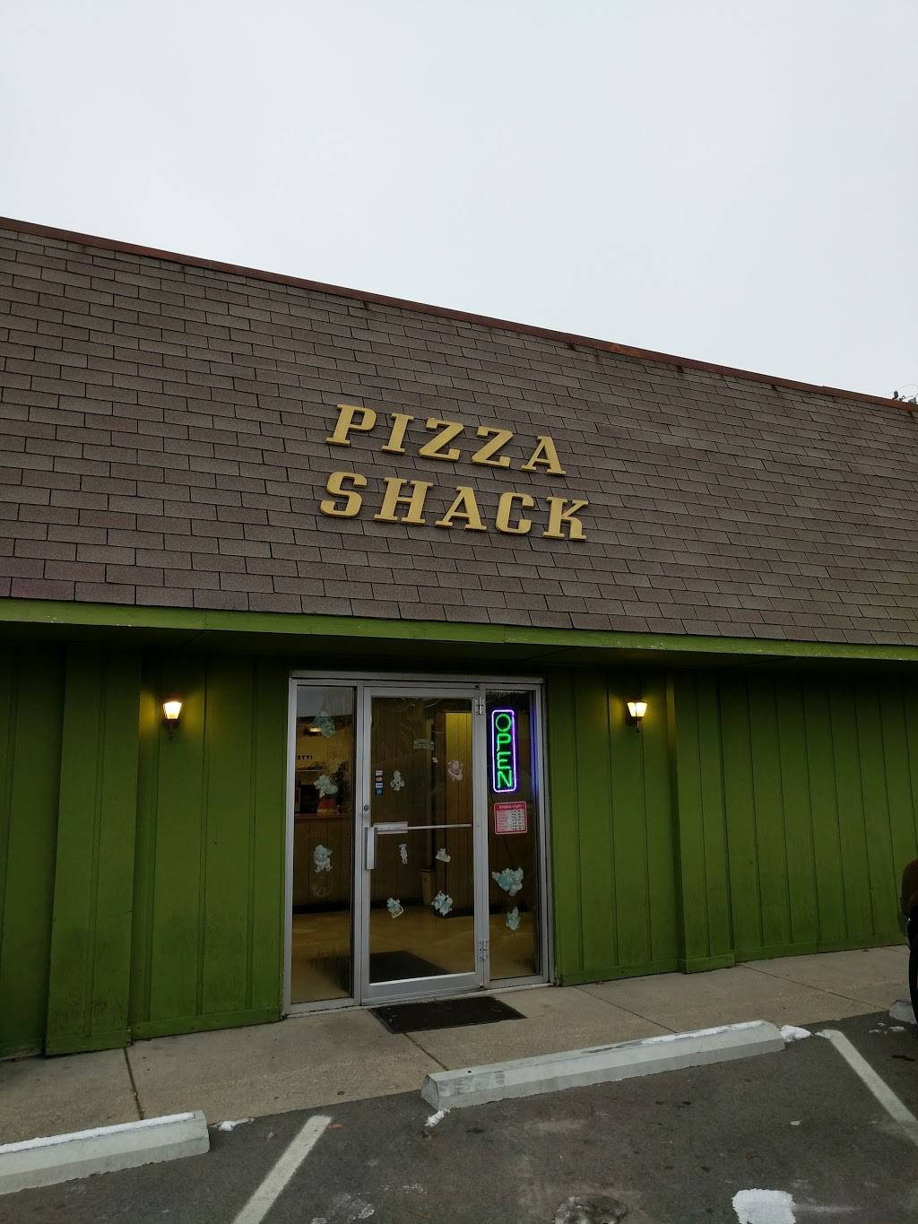 Pizza Shack | meal delivery | 208 W Campbell St, Edinburgh, IN 46124, USA | 8125265472 OR +1 812-526-5472
