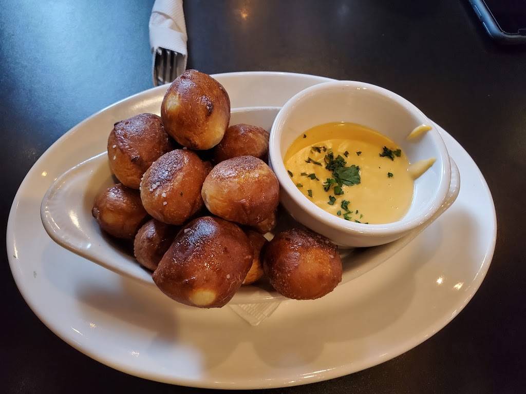 Matanuska Brewing Co. - Midtown | restaurant | 2830 C St, Anchorage, AK 99503, USA | 9076772531 OR +1 907-677-2531