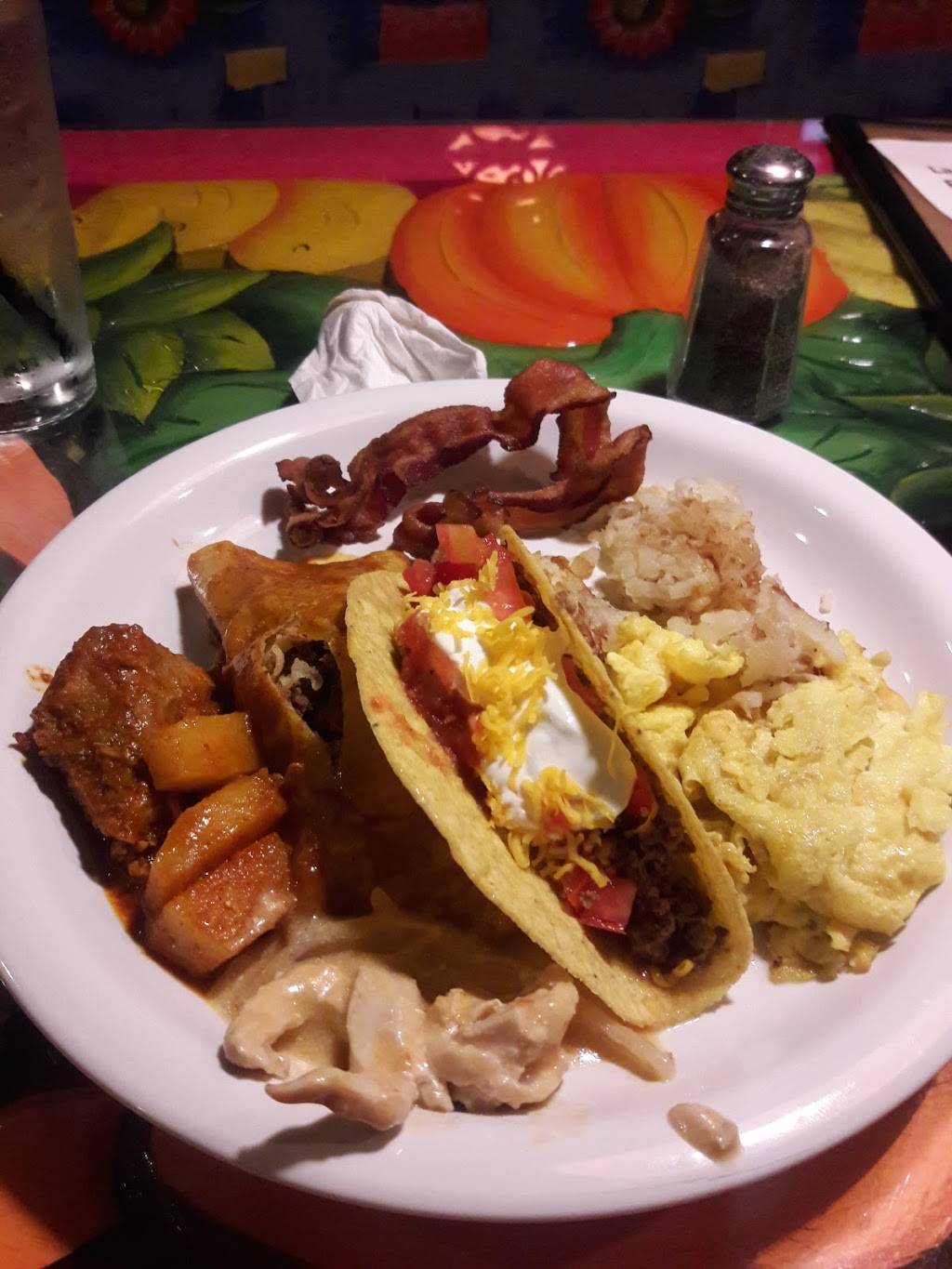 La Mariposa | restaurant | 1240 Ken Pratt Blvd #5a, Longmont, CO 80501, USA | 3037726288 OR +1 303-772-6288