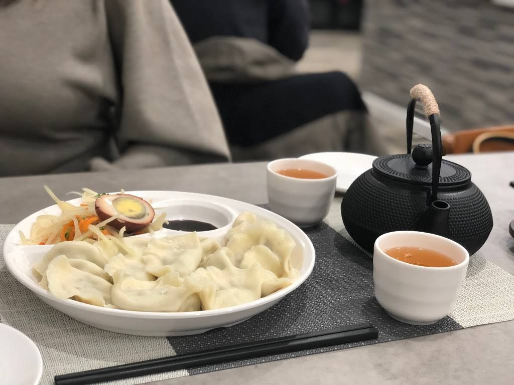 Dangelas Dumplings | restaurant | 133 N Milwaukee Ave, Libertyville, IL 60048, USA | 8475493248 OR +1 847-549-3248