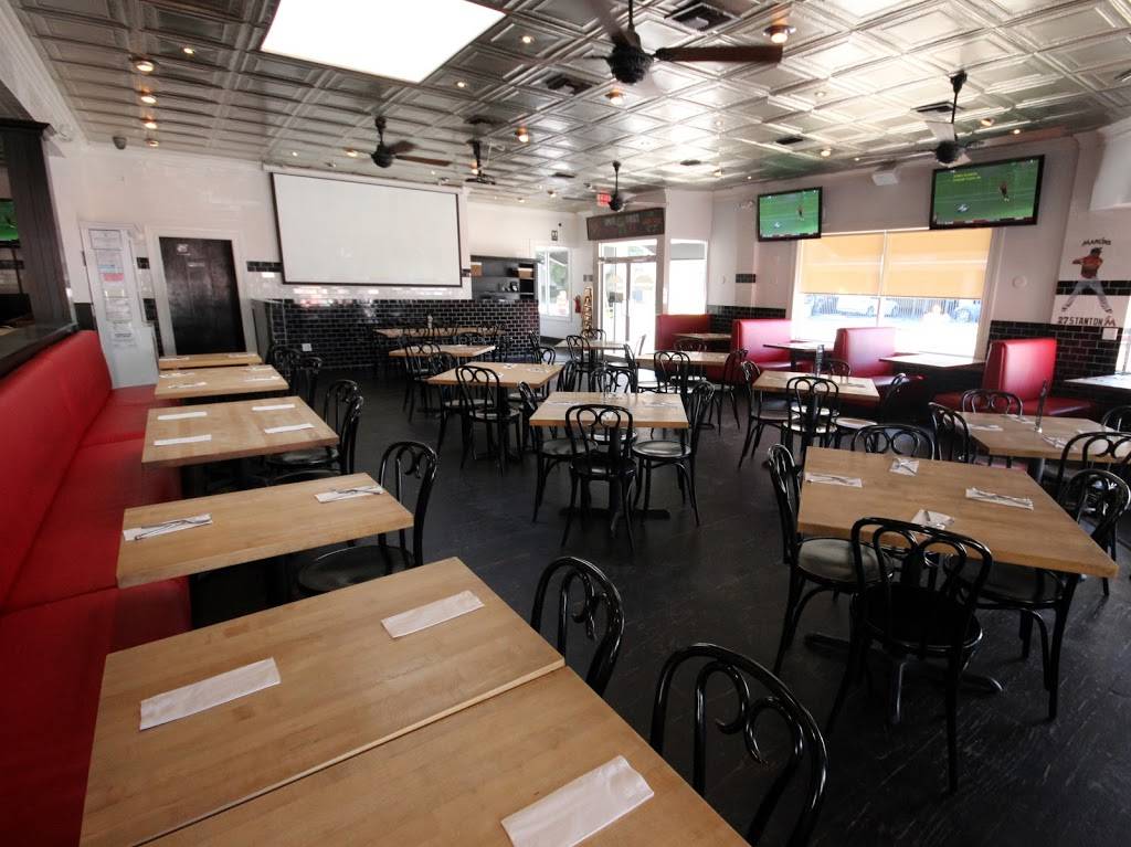 Umami Burger - CLOSED | restaurant | 1080 Alton Rd, Miami Beach, FL 33139, USA | 3056724334 OR +1 305-672-4334