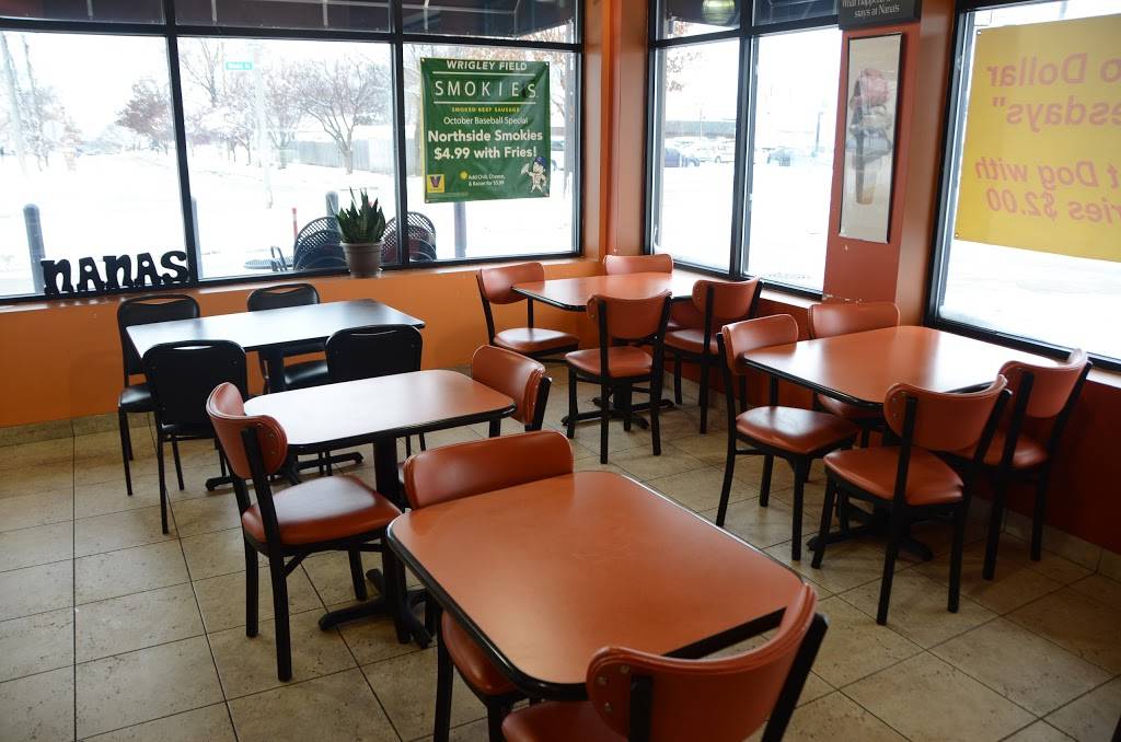 Nanas Hotdogs Of Elmhurst | restaurant | 582 W Lake St, Elmhurst, IL 60126, USA | 6303593507 OR +1 630-359-3507