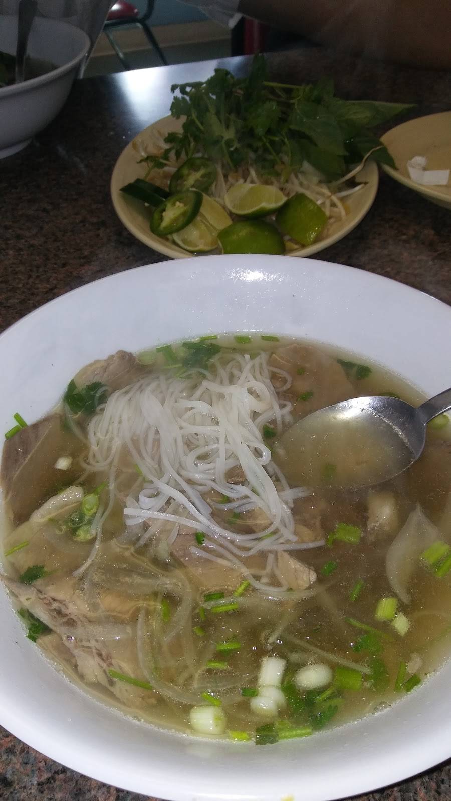 KVs Kitchen | restaurant | 1410 Main St, Palacios, TX 77465, USA | 3619723519 OR +1 361-972-3519