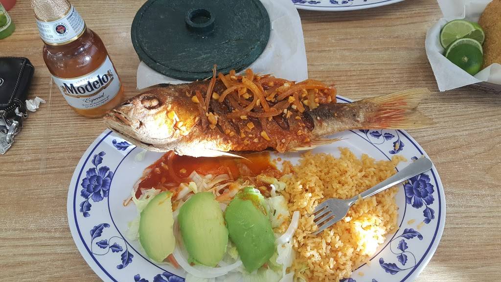 Mariscos San Juan | restaurant | 348 Willow St, San Jose, CA 95110, USA | 4089939765 OR +1 408-993-9765