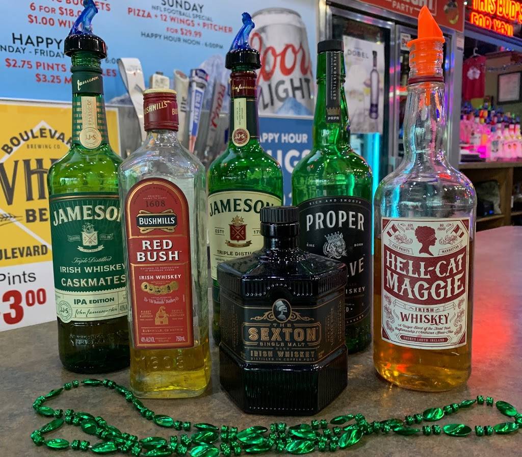 Bandits Sports Bar | restaurant | 1016 N, Diers Ave Ste 118, Grand Island, NE 68803, USA | 3083829333 OR +1 308-382-9333