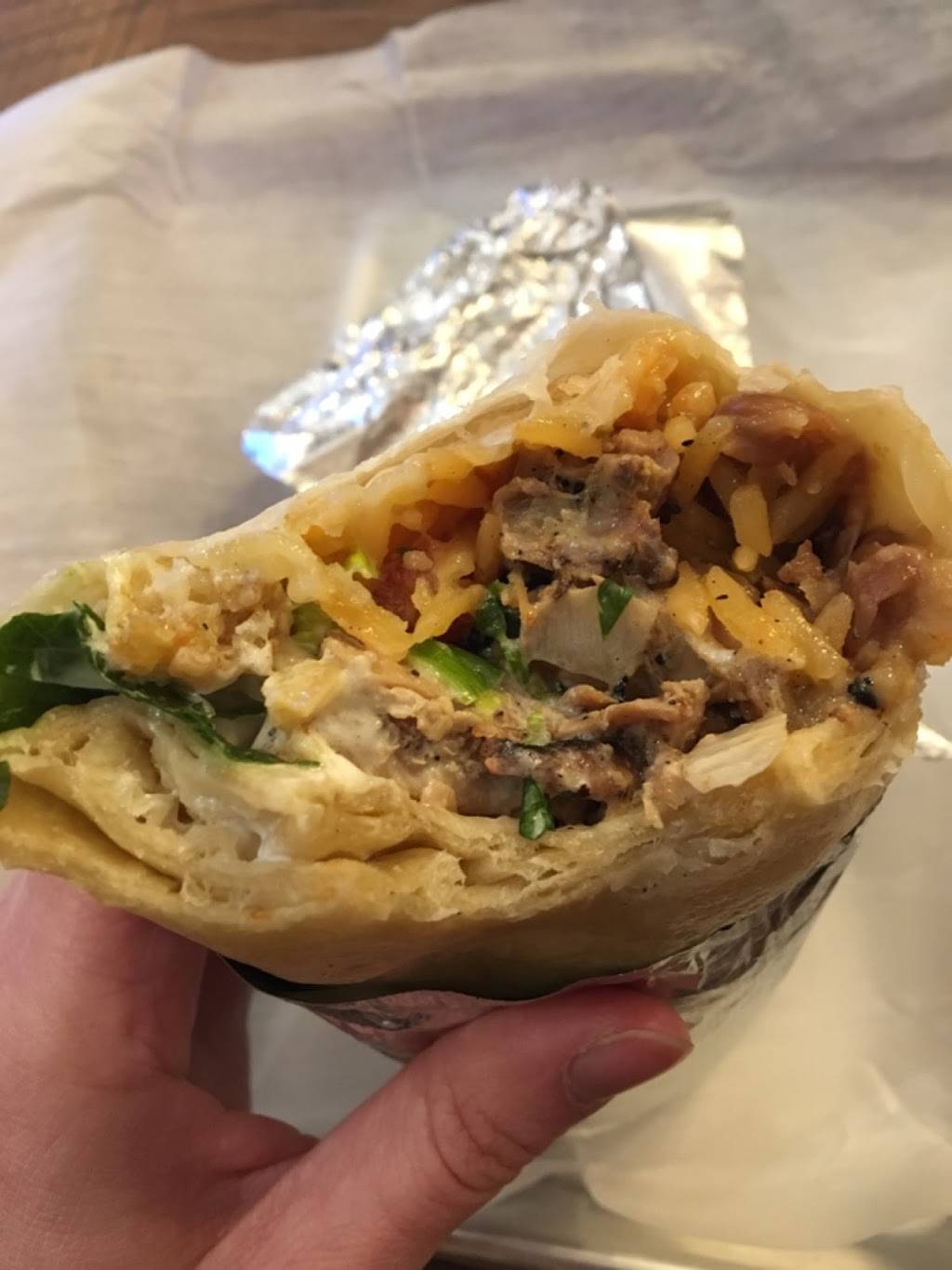 Los Amigos Taqueria | restaurant | 424 Highland Ave, Somerville, MA 02144, USA | 6174774472 OR +1 617-477-4472