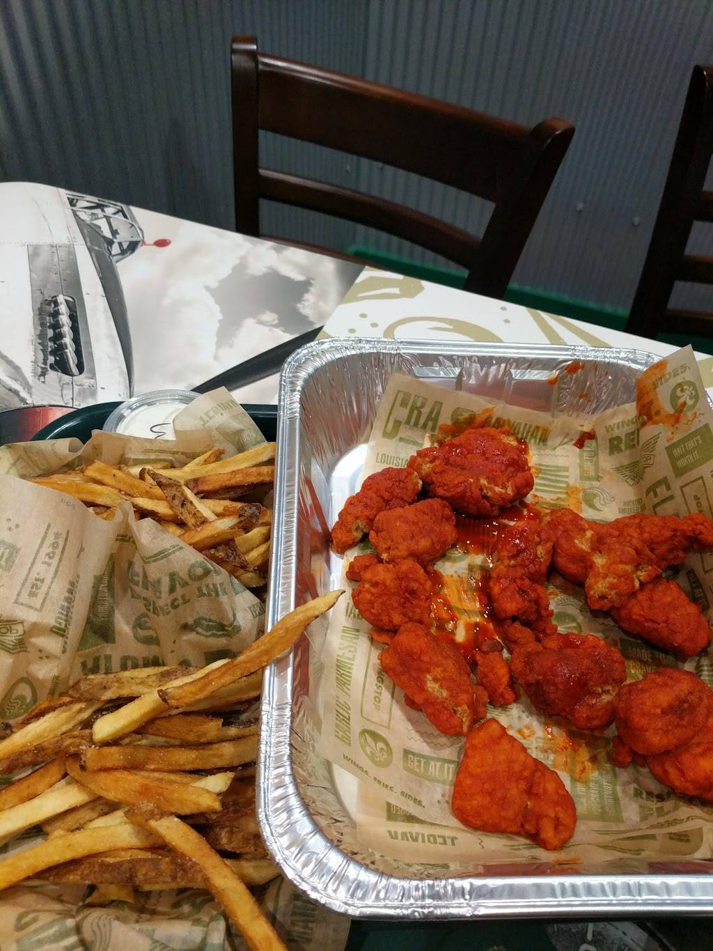 Wingstop | restaurant | 8470 Annapolis Rd #3, New Carrollton, MD 20784, USA | 2405827630 OR +1 240-582-7630