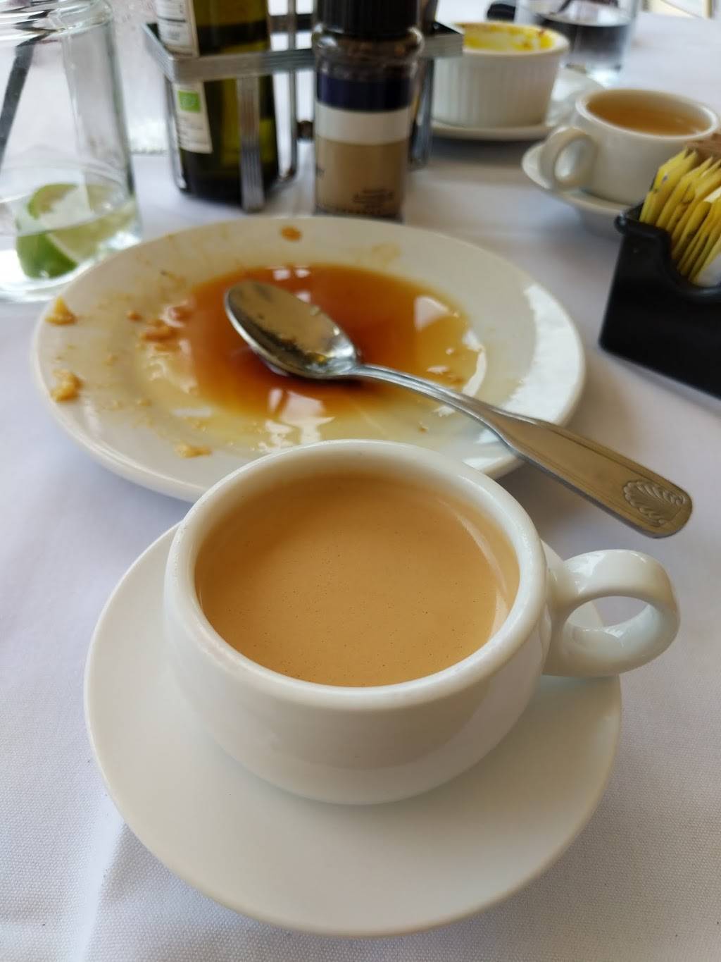 El Floridita Seafood Restaurant - Kendall | restaurant | 13501 SW 136th St, Miami, FL 33186, USA | 3052337575 OR +1 305-233-7575