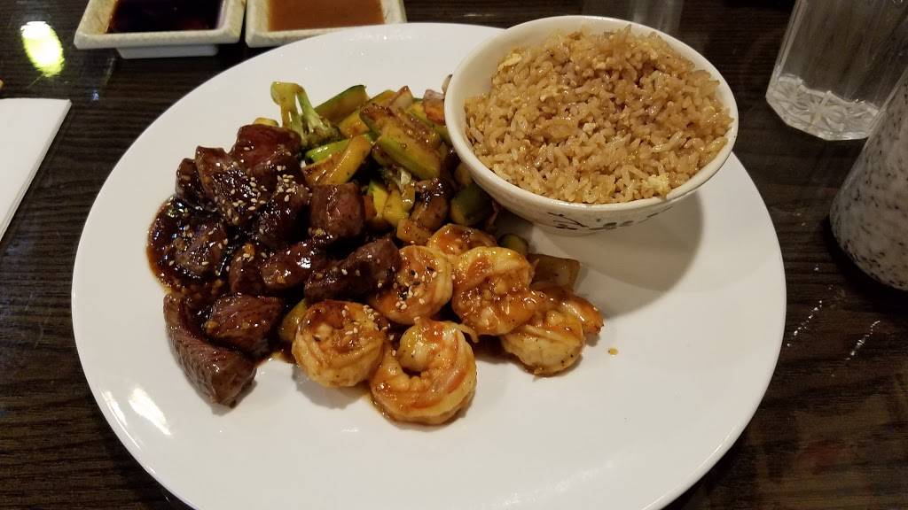 Sakana Japanese Cuisine | restaurant | 626 S Andover Rd #500, Andover, KS 67002, USA | 3165588805 OR +1 316-558-8805