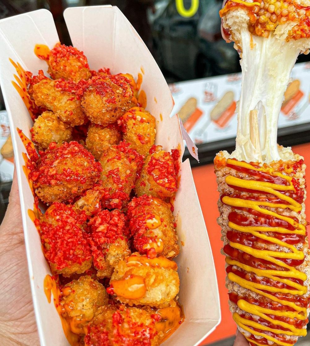 Two Hands Seoul Fresh Corn Dog | restaurant | 226 E Farm to Market Rd 544 Suite 108, Murphy, TX 75094, USA | 9724243500 OR +1 972-424-3500