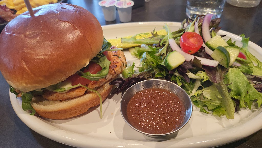 Hecks of Beachwood | restaurant | 3355 Richmond Rd, Beachwood, OH 44122, USA | 2168315599 OR +1 216-831-5599