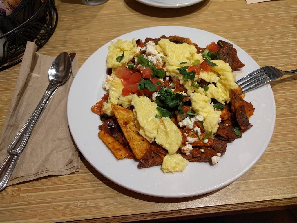 Mothers Market & Kitchen | restaurant | 24165 Paseo De Valencia, Laguna Woods, CA 92653, USA | 9497686667 OR +1 949-768-6667