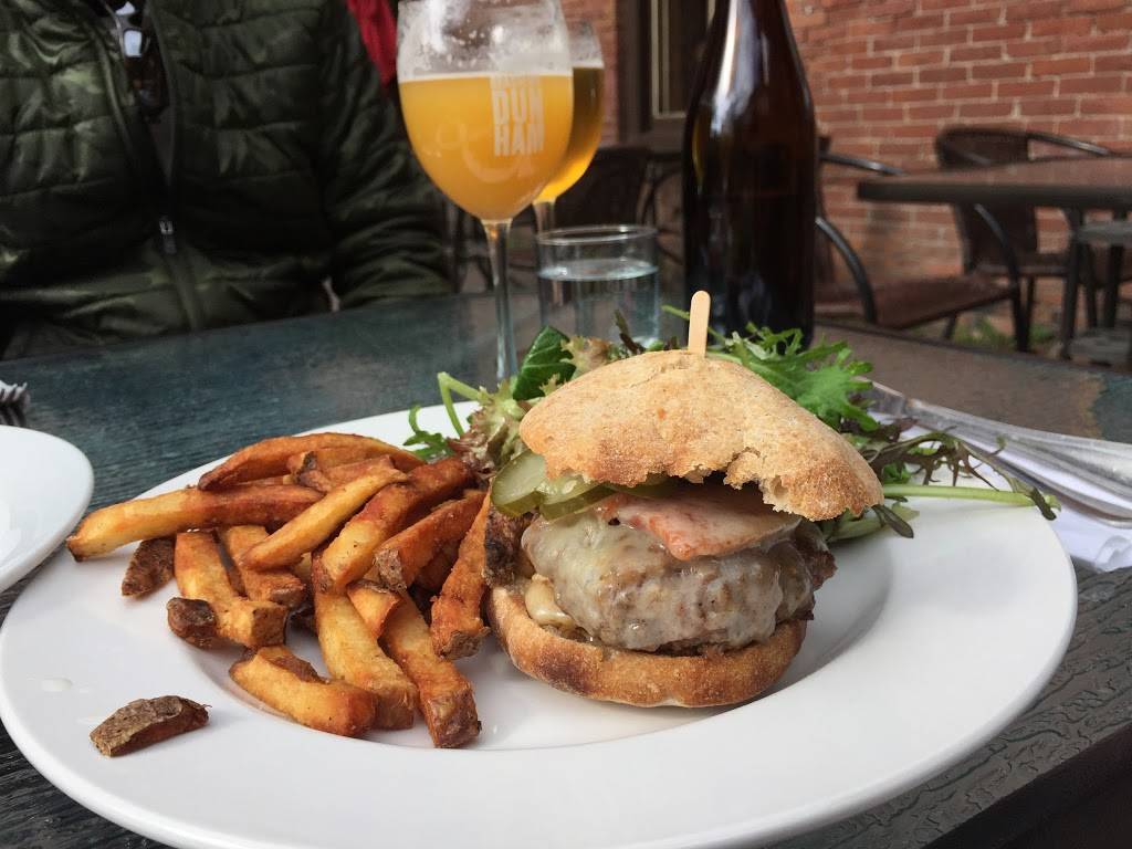 Brasserie Dunham | restaurant | 3809 Rue Principale, Dunham, QC J0E 1M0, Canada | 4502951500 OR +1 450-295-1500