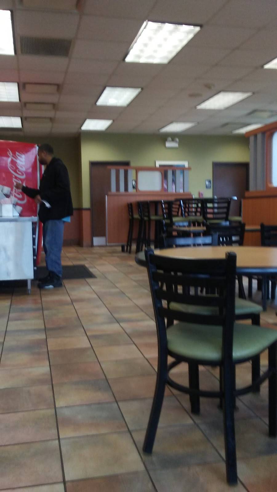 Burger King | restaurant | 12701 S Ashland Ave, Calumet Park, IL 60827, USA | 7085979117 OR +1 708-597-9117