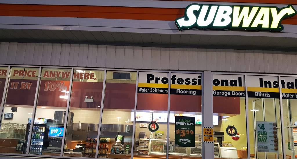 Subway | restaurant | 2056 Bank St, Ottawa, ON K1V 7Z8, Canada | 6137399000 OR +1 613-739-9000