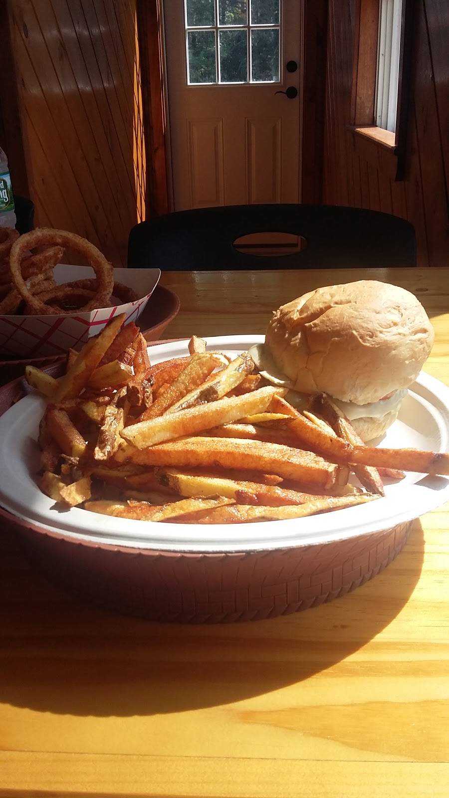 Gonneville Farm Ice Cream and Homestyle Cookin | restaurant | 379 New County Rd, Dayton, ME 04005, USA | 2072845060 OR +1 207-284-5060