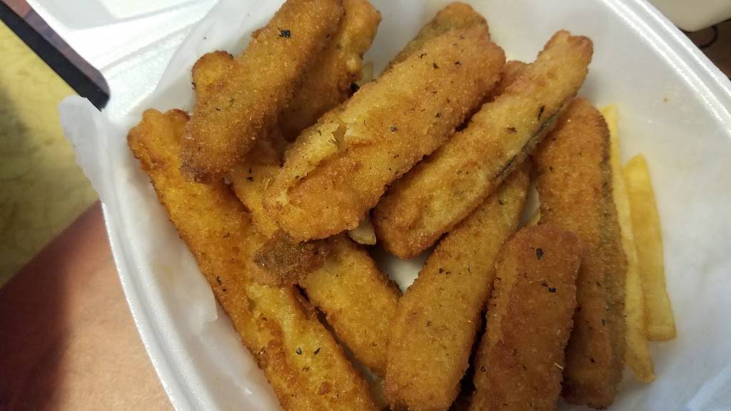 Ralphies Original Chicken & Gyro | restaurant | 2229 Rte 112, Coram, NY 11727, USA | 6314969400 OR +1 631-496-9400