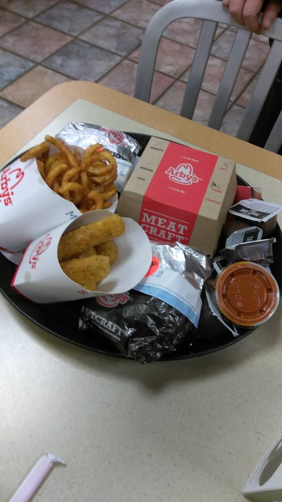 Arbys | meal takeaway | 4515 S Noland Rd, Independence, MO 64055, USA | 8163739368 OR +1 816-373-9368