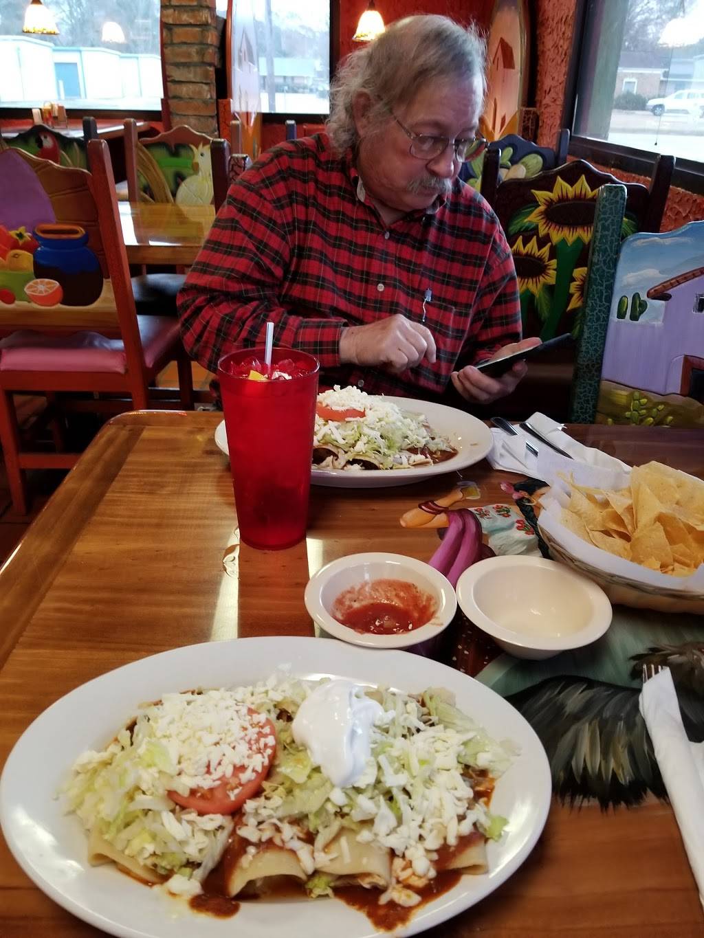 El Charro | restaurant | 1937 E Main St, Ville Platte, LA 70586, USA | 3373636333 OR +1 337-363-6333