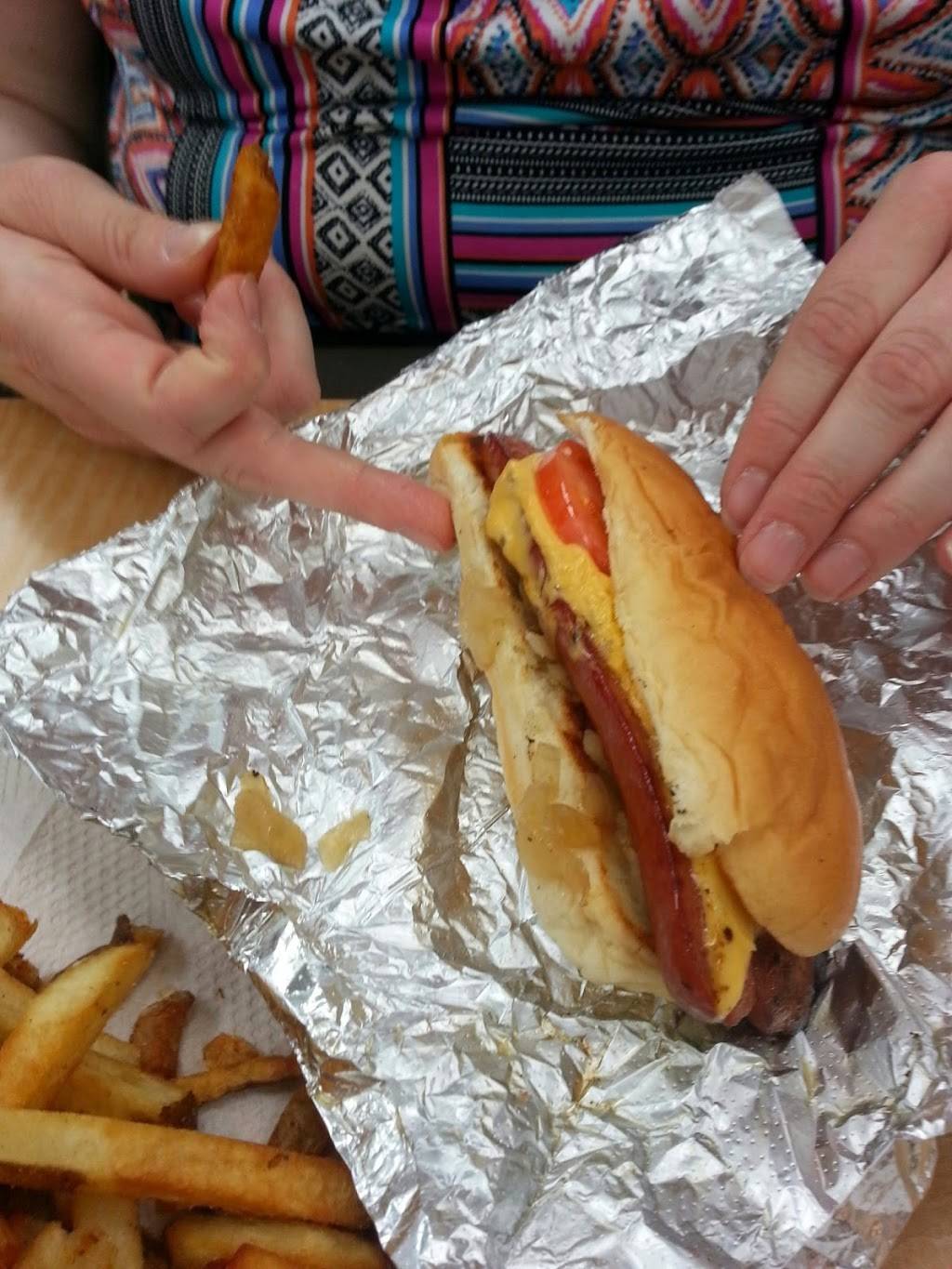 Five Guys | meal takeaway | 10300 Little Patuxent Pkwy, Columbia, MD 21044, USA | 4107157345 OR +1 410-715-7345