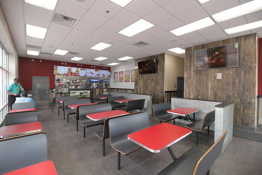 Captain Hooks Fish & Chicken | restaurant | 8554 S Cottage Grove Ave, Chicago, IL 60619, USA | 7734834600 OR +1 773-483-4600