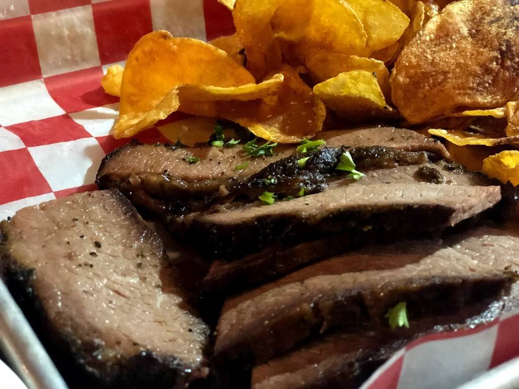 Smokeys Bar-B-Que House | restaurant | 7020 Grand Geneva Way, Lake Geneva, WI 53147, USA | 2622493400 OR +1 262-249-3400