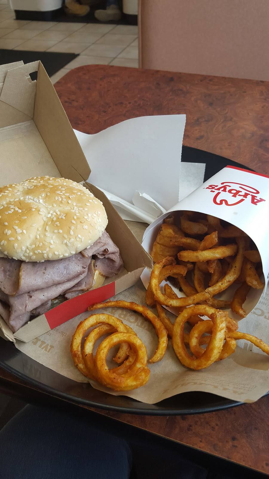Arbys | restaurant | 172 Market St, Potsdam, NY 13676, USA | 3152651240 OR +1 315-265-1240