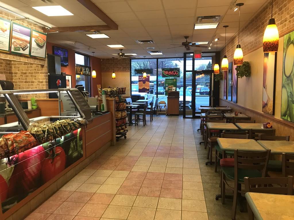 Subway | restaurant | 360 Boulevard Arthur-Sauvé, Saint-Eustache, QC J7R 2J3, Canada | 4504737350 OR +1 450-473-7350