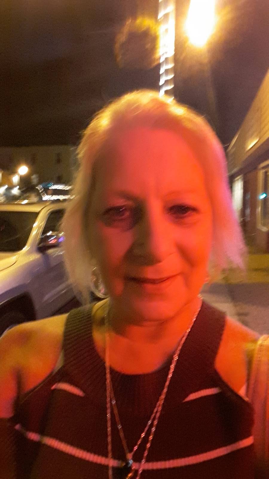 Luigis Famiglia Cucina | restaurant | 62 Gleneida Ave, Carmel Hamlet, NY 10512, USA | 8452254000 OR +1 845-225-4000