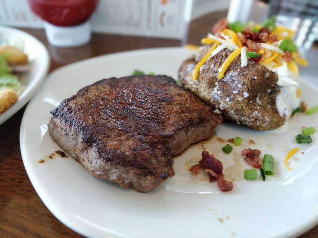 Outback Steakhouse | meal takeaway | Terminal 3 (4th Floor, Erlanger, KY 41018, USA | 8597671055 OR +1 859-767-1055