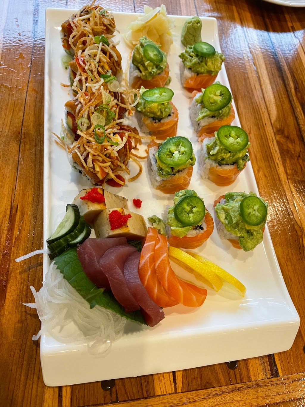 SAAO THAI & SUSHI | restaurant | 11730 Plaza America Dr Ste 105, Reston, VA 20190, USA | 5715264114 OR +1 571-526-4114