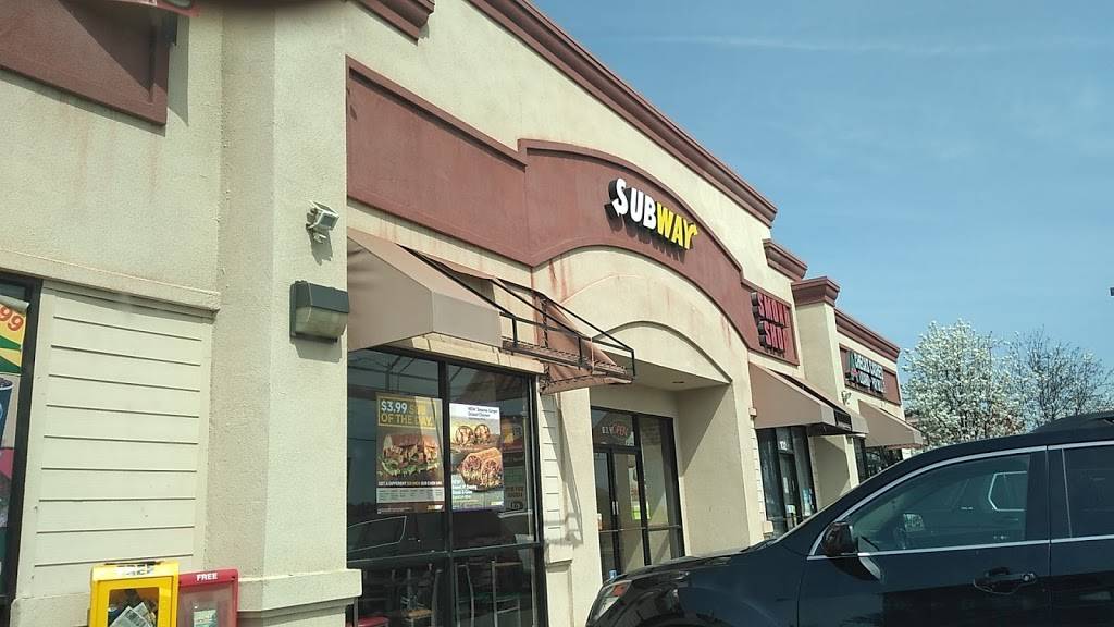 Subway | restaurant | 3712 W Shields Ave, Fresno, CA 93722, USA | 5592763516 OR +1 559-276-3516