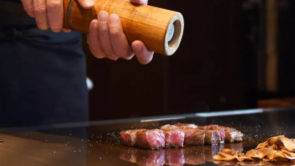 Tomo Sushi and Steakhouse | restaurant | 3500 E Main St, Farmington, NM 87402, USA | 5052788486 OR +1 505-278-8486