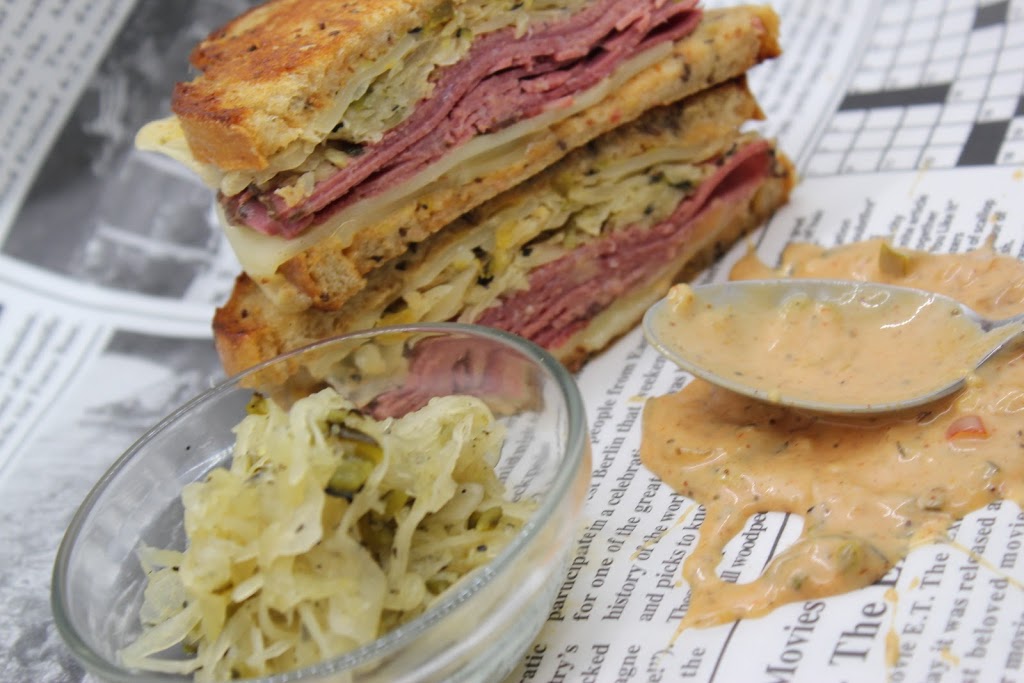 Hot off the Press | restaurant | 1 State St, Erie, PA 16507, USA | 8143846007 OR +1 814-384-6007