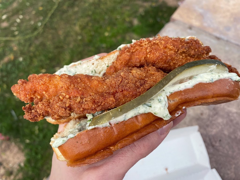 Angies Lobster | restaurant | 13670 N Litchfield Rd, Surprise, AZ 85379, USA | 5203295303 OR +1 520-329-5303