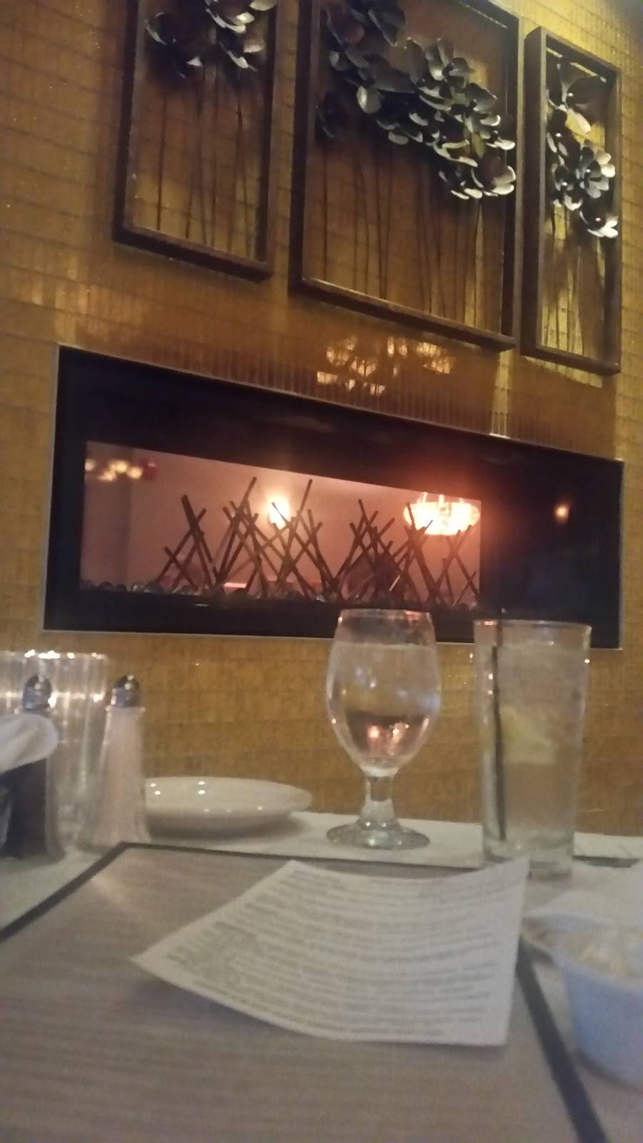 Adelles Fine American Fare | restaurant | 535 West Liberty Drive, Wheaton, IL 60187, USA | 6307848015 OR +1 630-784-8015