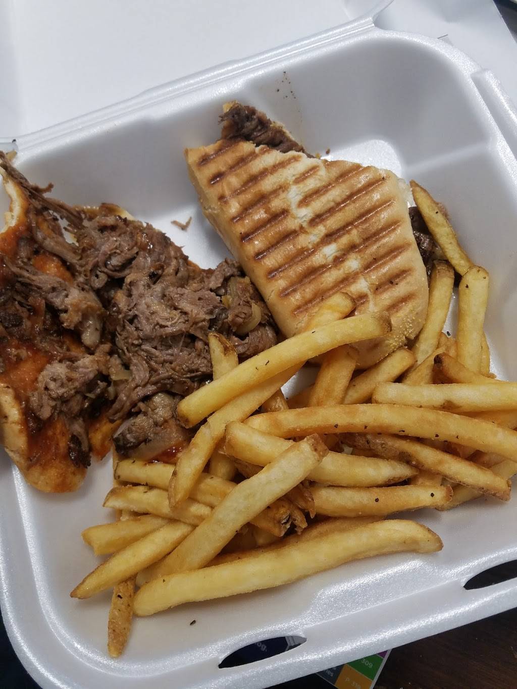 Kikis Kitchen | restaurant | 1751 Lombard St B, Oxnard, CA 93030, USA | 8056041673 OR +1 805-604-1673