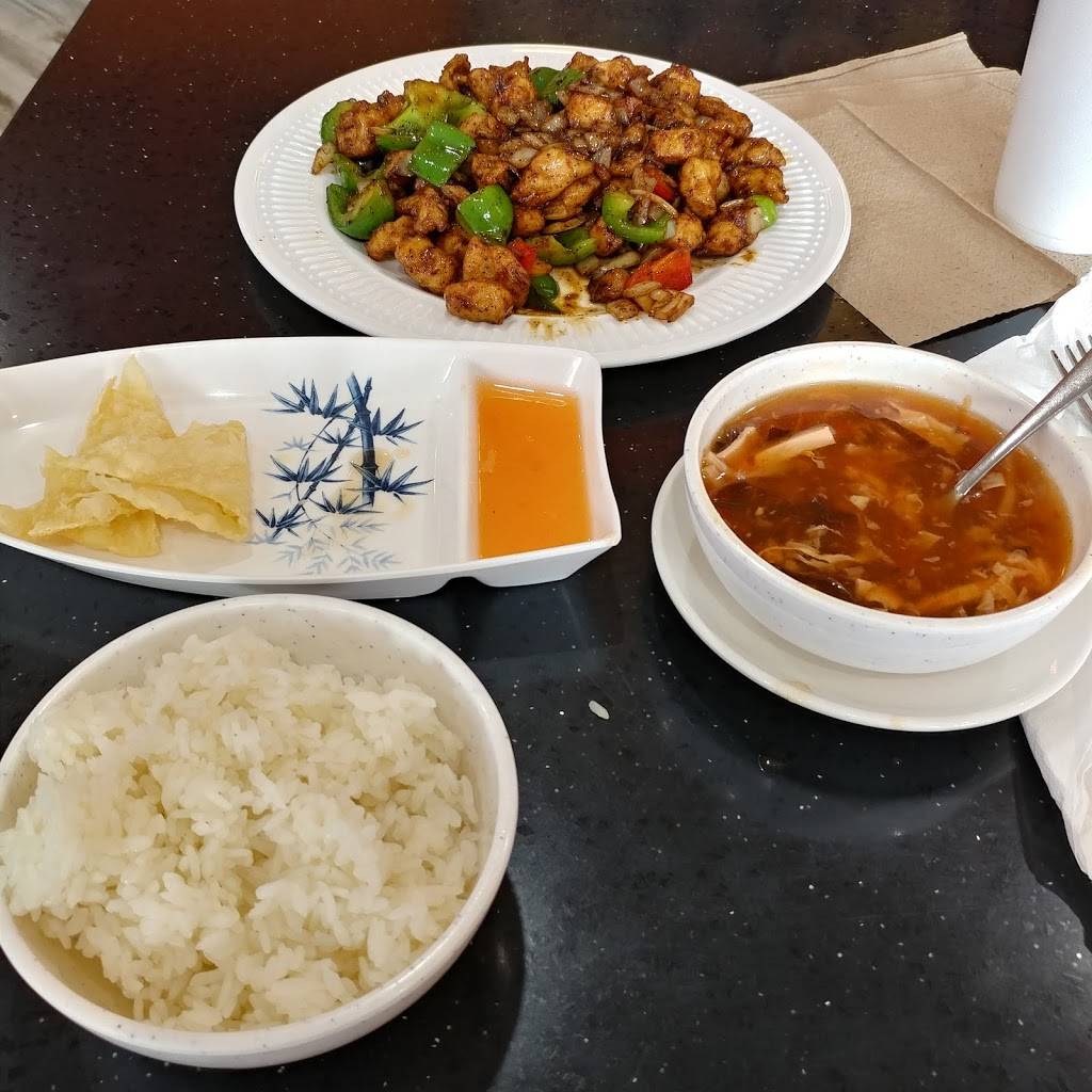 Red House | restaurant | 8902 E Vía Linda, Scottsdale, AZ 85258, USA | 4808608888 OR +1 480-860-8888