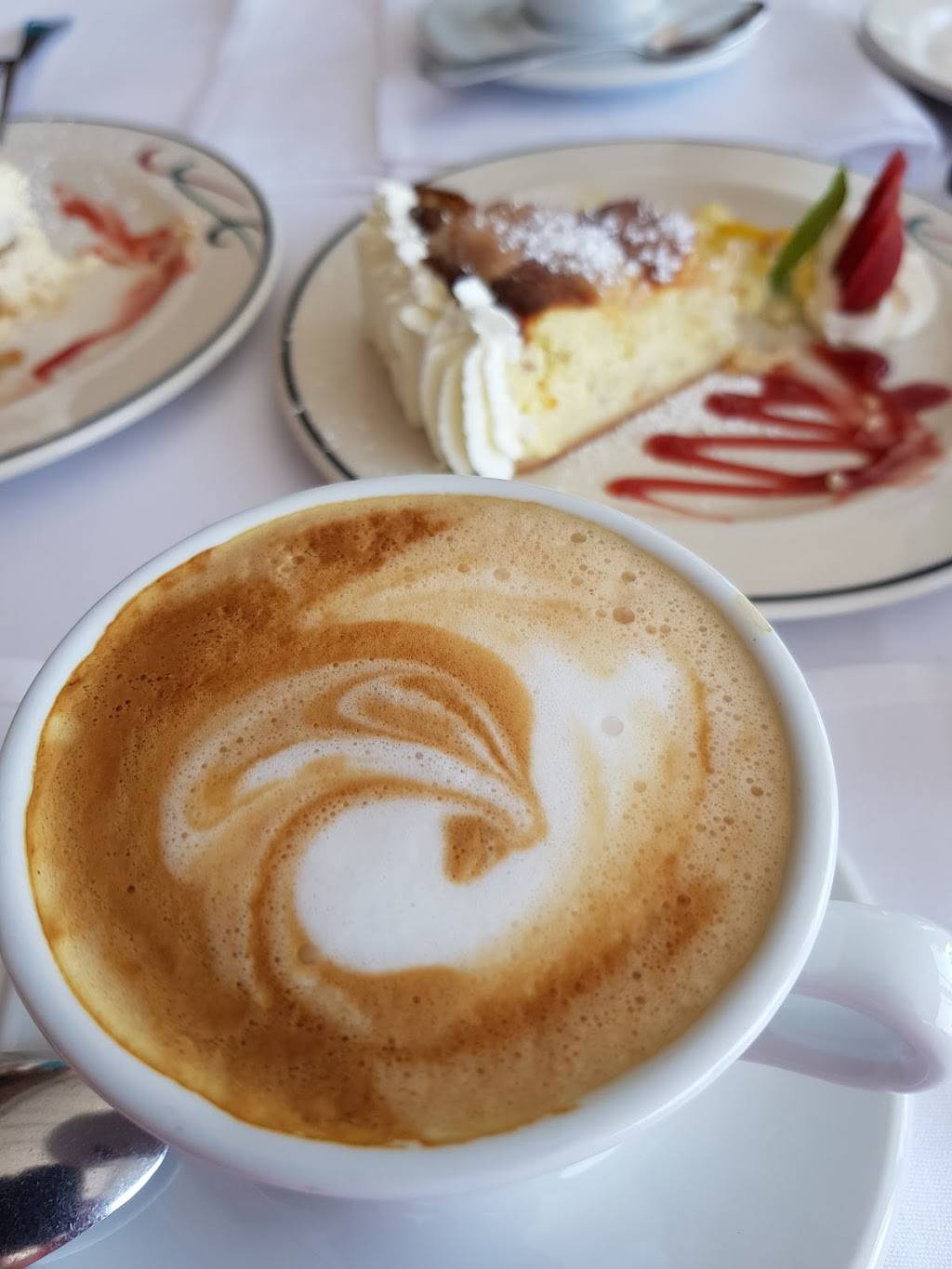 Gigino At Wagner Park | restaurant | 20 Battery Pl, New York, NY 10004, USA | 2125282228 OR +1 212-528-2228