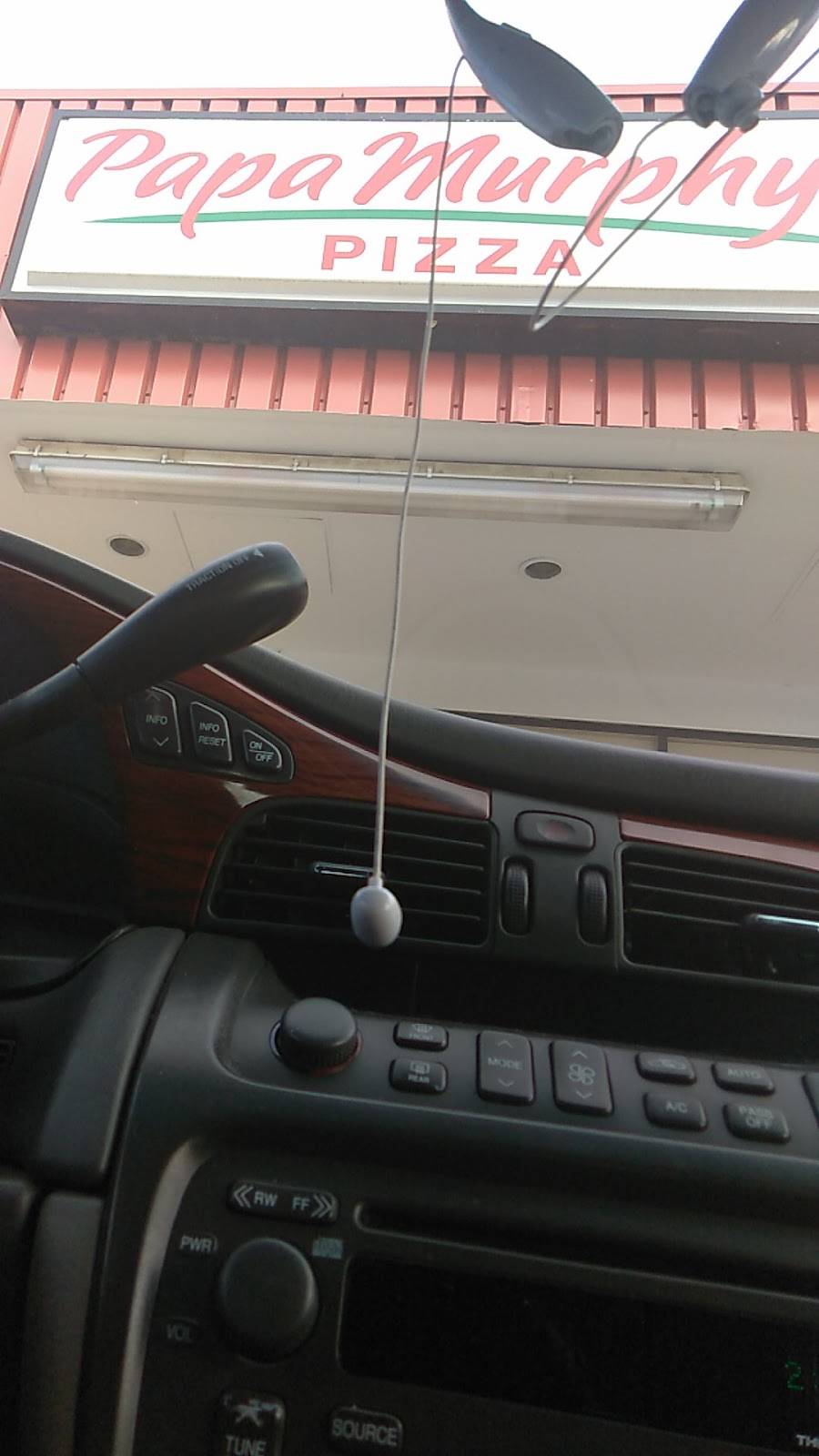 Papa Murphys Take N Bake Pizza | meal takeaway | 1366 Leyden St, Denver, CO 80220, USA | 3033554344 OR +1 303-355-4344