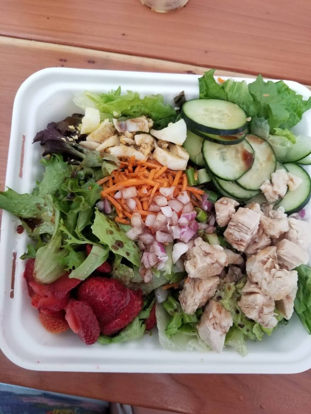 So Juicy- Juice & Salad Bar | cafe | 208 N Carson St, Carson City, NV 89701, USA | 7754347499 OR +1 775-434-7499