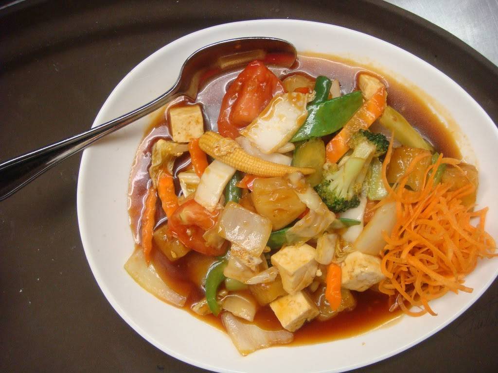 Chaang Thai Restaurant | restaurant | 361 High St, Morgantown, WV 26505, USA | 3042415374 OR +1 304-241-5374
