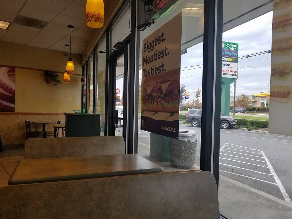 Subway | meal takeaway | 19636 US-2, Monroe, WA 98272, USA | 3607940786 OR +1 360-794-0786