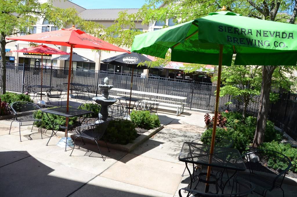 Coaches Corner | restaurant | 749 Mormon Trek Blvd, Iowa City, IA 52246, USA | 3193589080 OR +1 319-358-9080