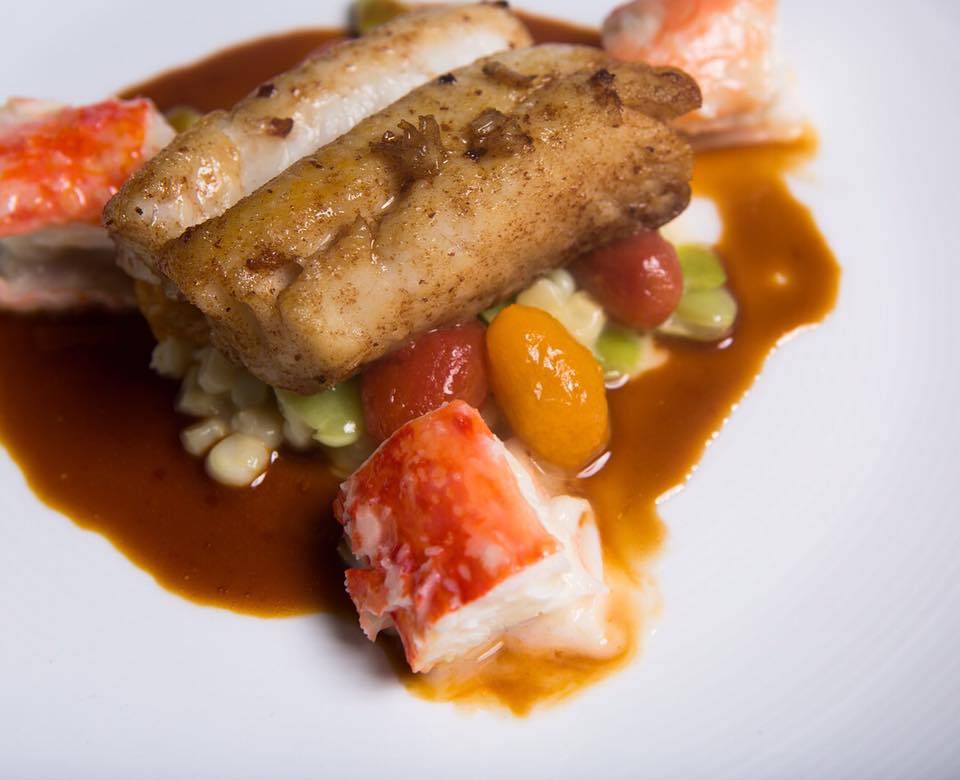 Sophias Lounge | restaurant | 127 N Tryon St suite d, Charlotte, NC 28202, USA | 9802603227 OR +1 980-260-3227