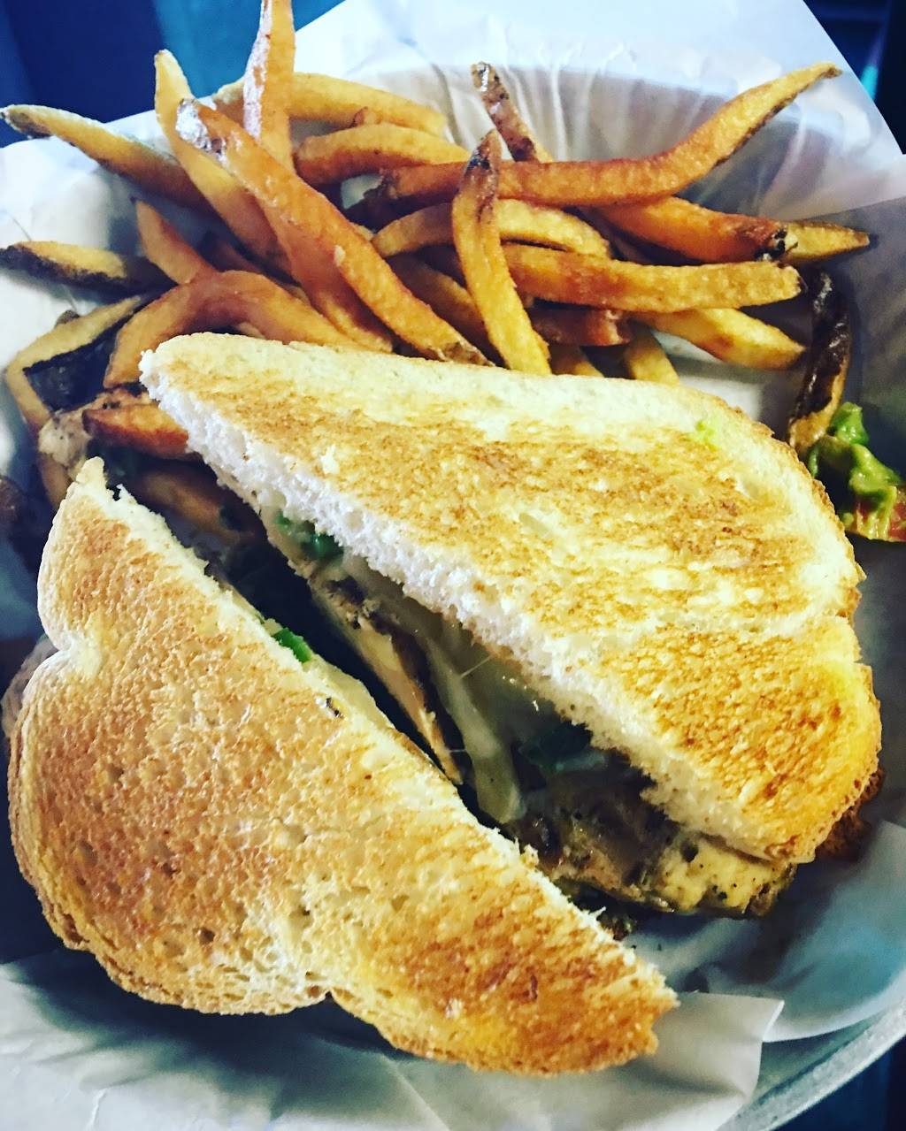 Green Door Public House | restaurant | 600 S Harwood St, Dallas, TX 75201, USA | 2147490240 OR +1 214-749-0240