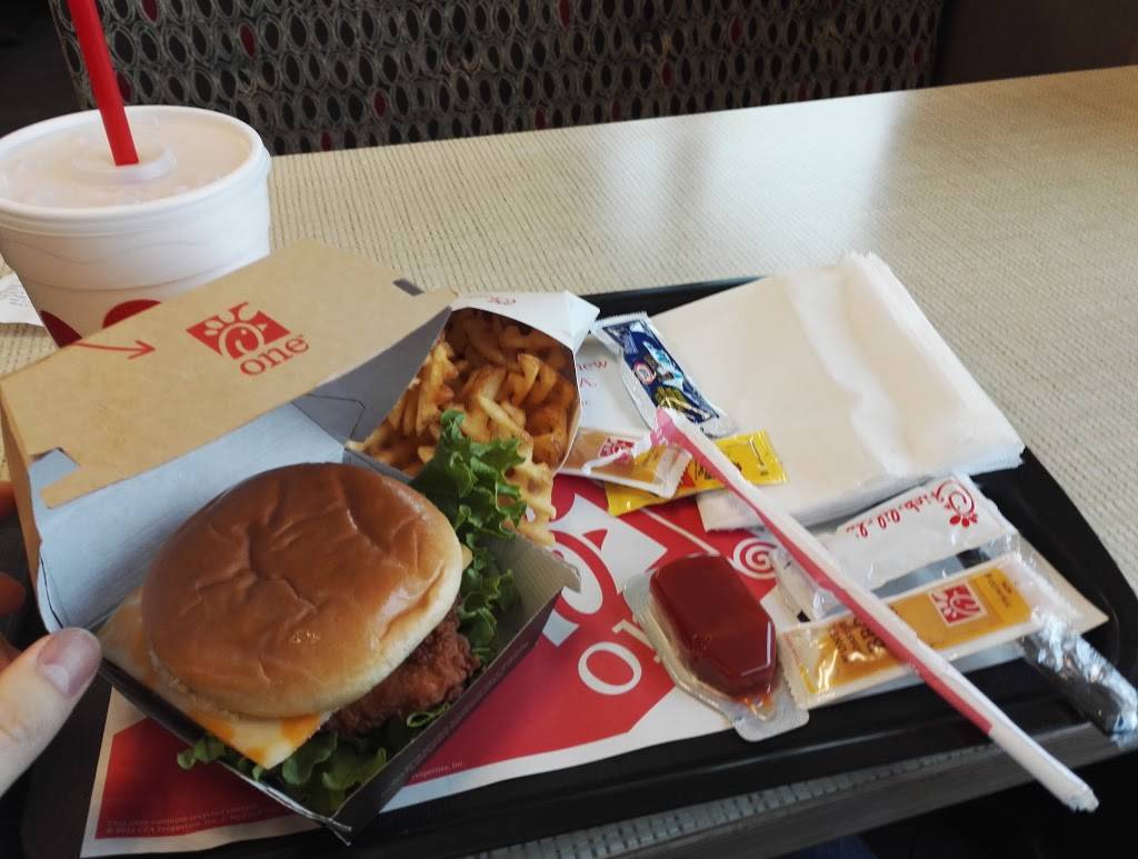 Chick-fil-A | restaurant | 15235 Montfort Dr, Dallas, TX 75248, USA | 9723859449 OR +1 972-385-9449