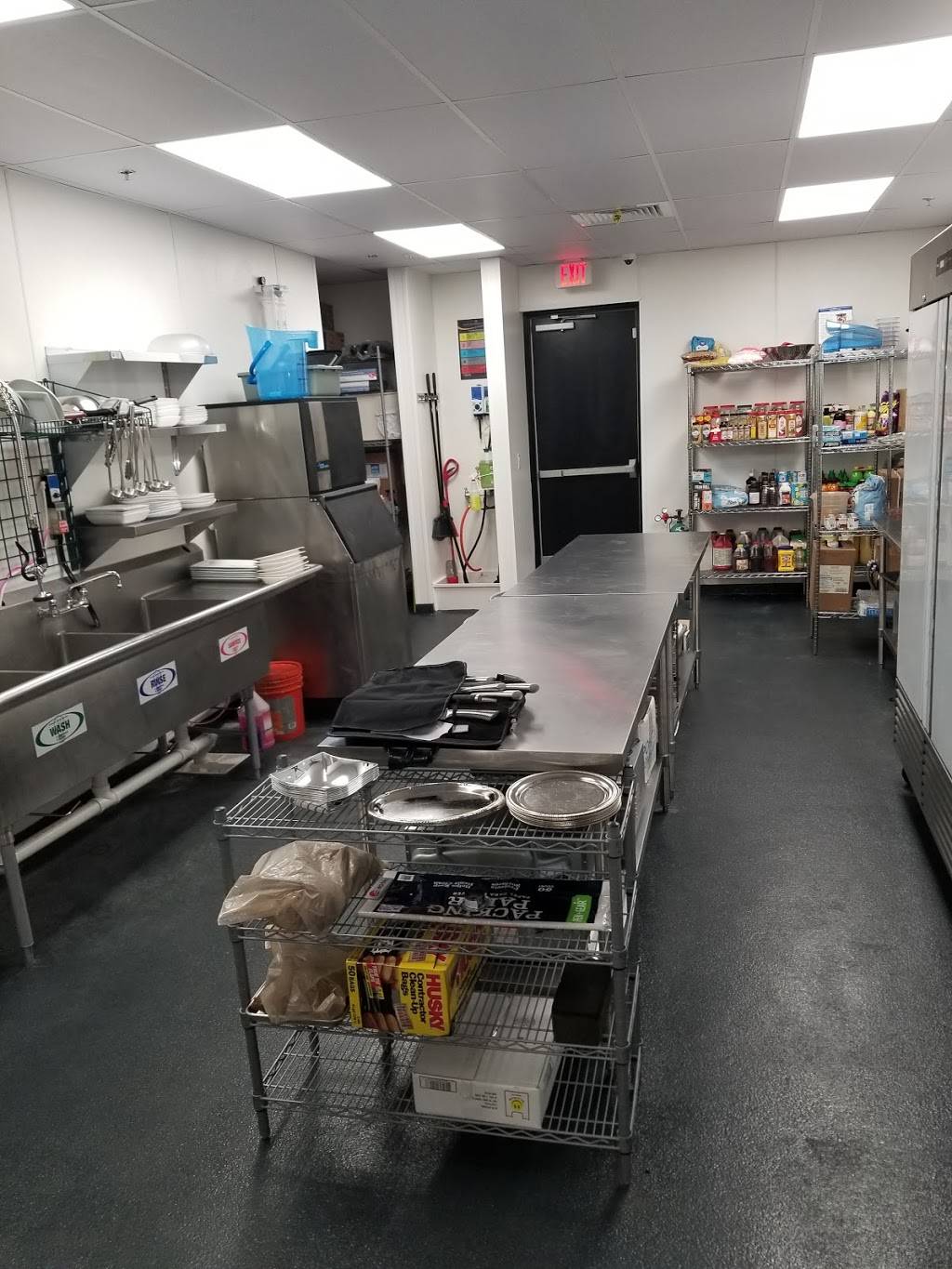 Wing Diva - Gourmet Wing Cafe and Bistro | restaurant | 1180 S Congress Ave, Palm Springs, FL 33406, USA | 5614443053 OR +1 561-444-3053