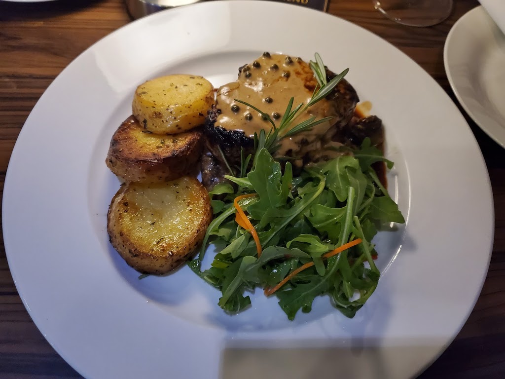 R bistro | restaurant | 2500 E Hallandale Beach Blvd, Hallandale Beach, FL 33009, USA | 9543999241 OR +1 954-399-9241